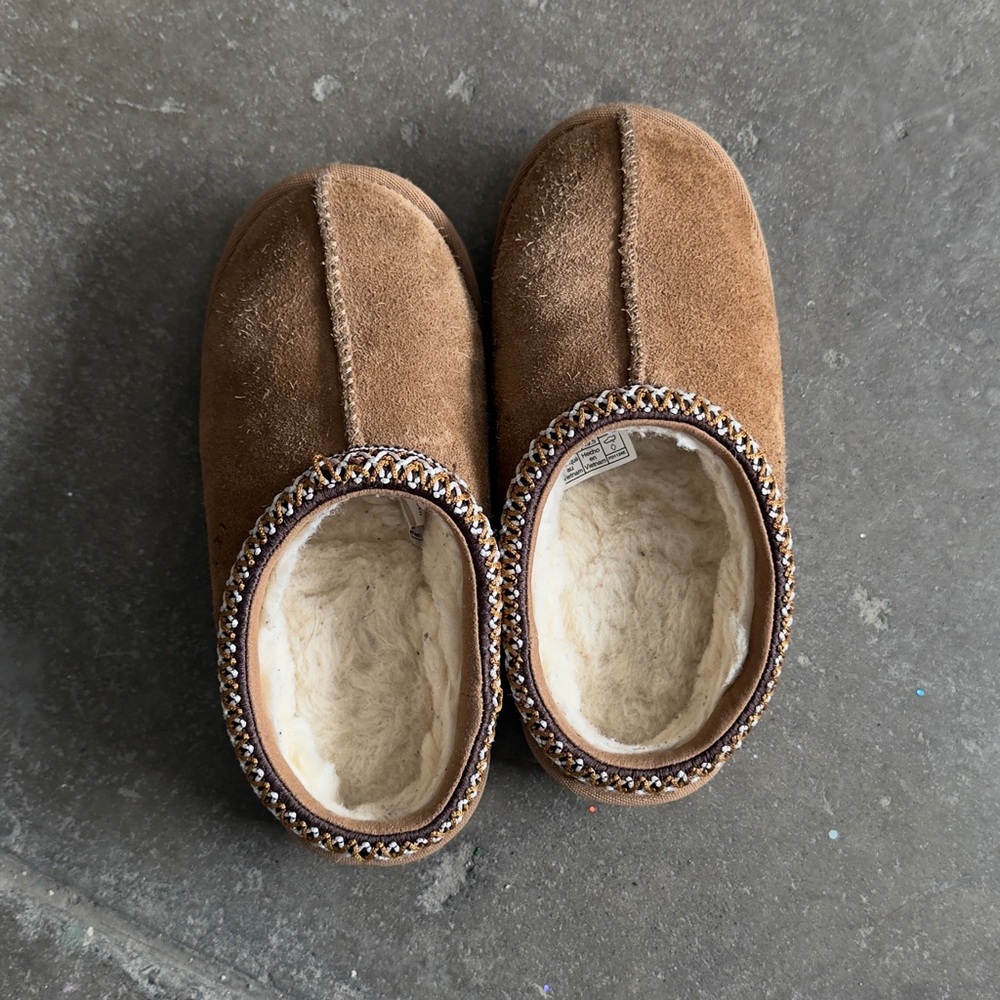 Ugg Cozy Brown Kids Slippers